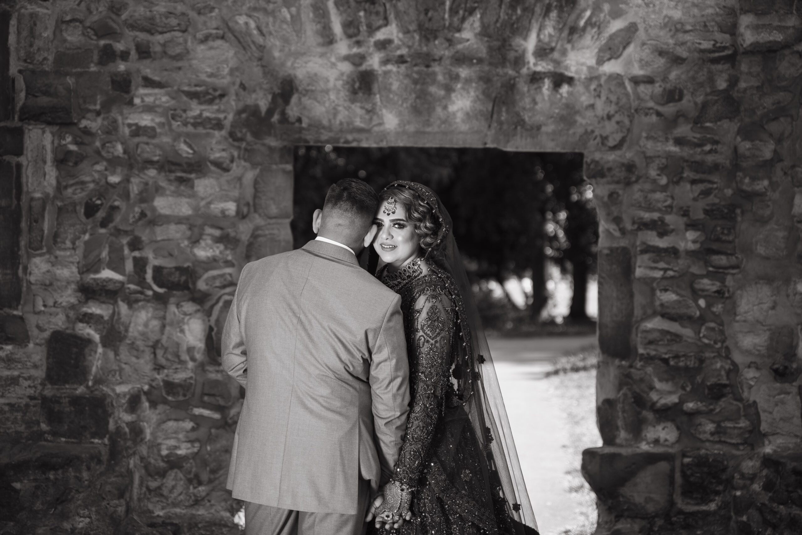 Edit-8424 B&amp;W