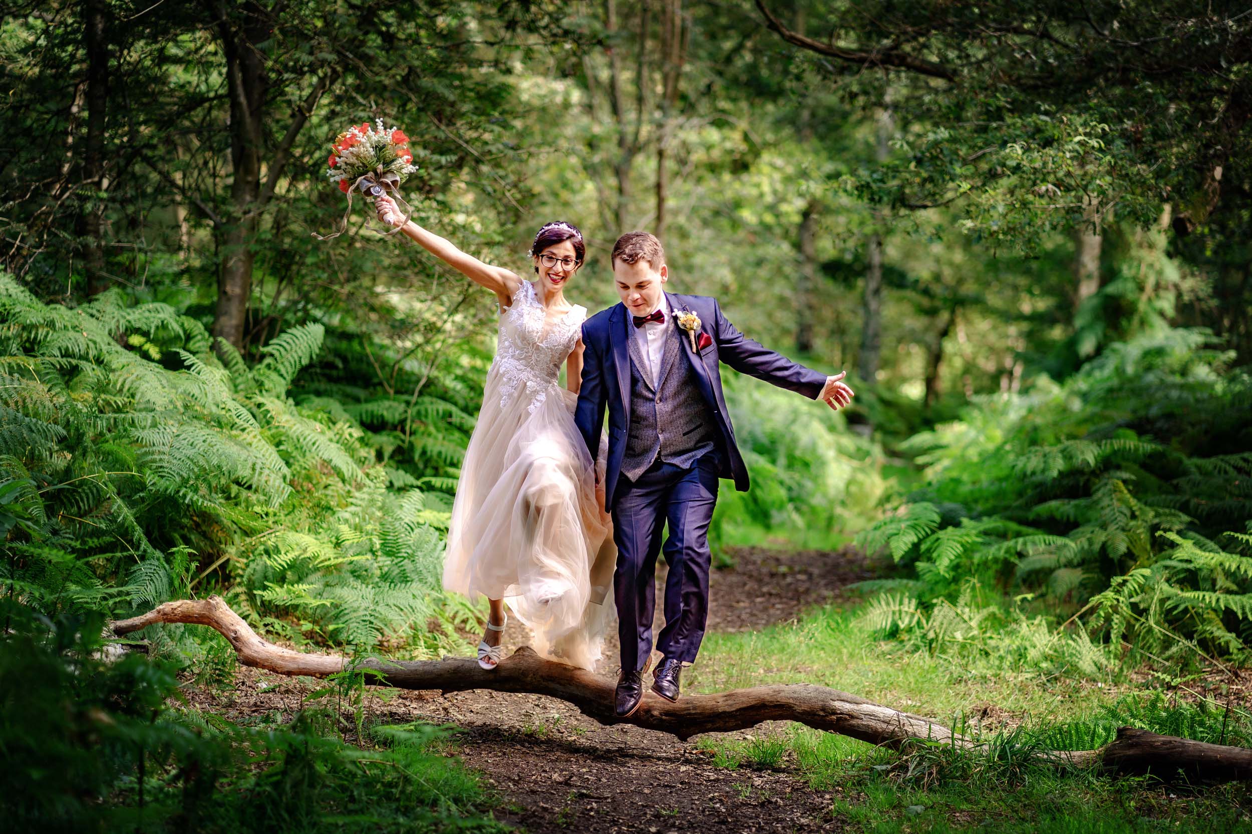 Cheap wedding photographer (listing)