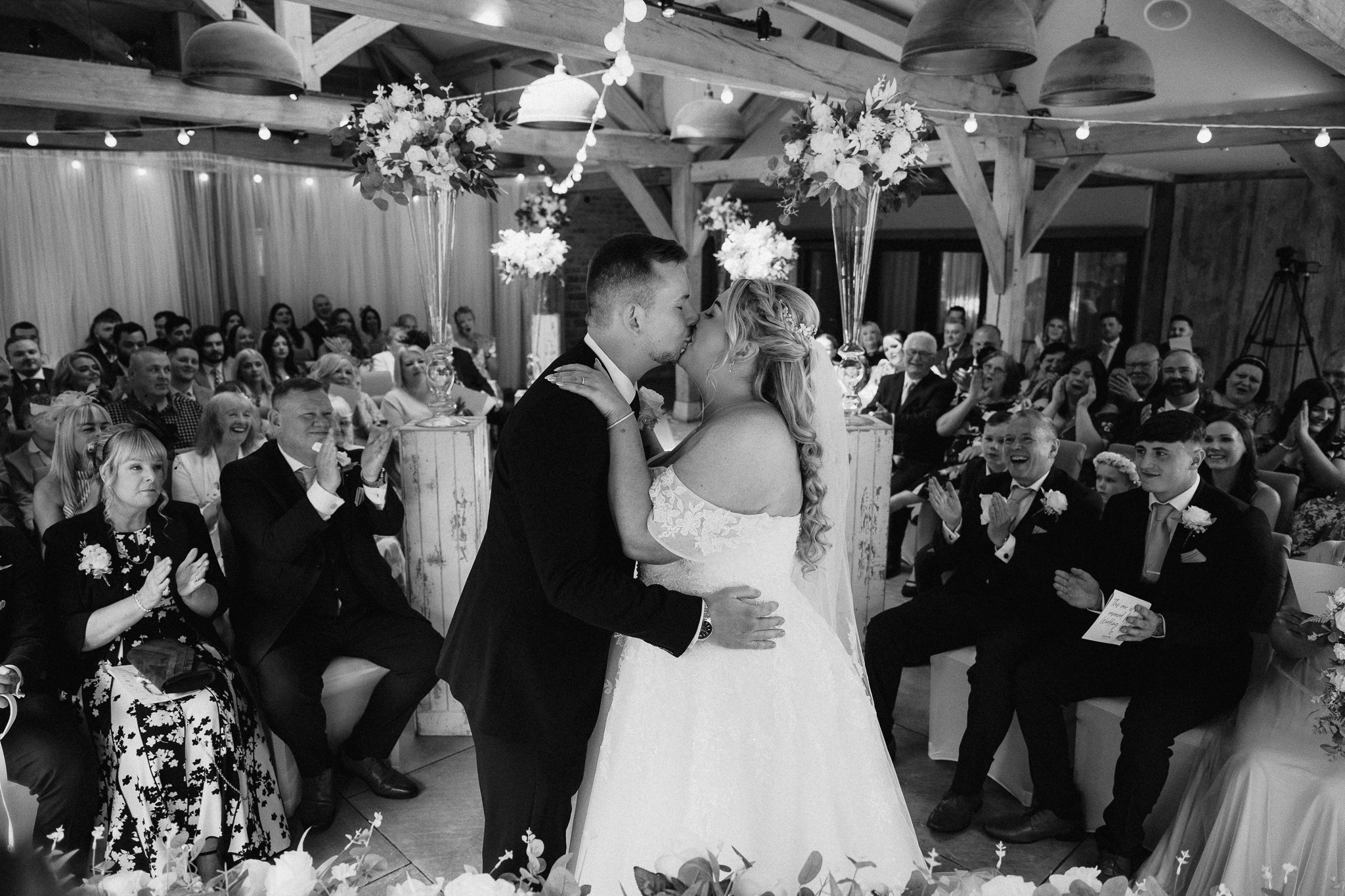 EllieAndLIam-TheWhiteHartAtLydgate-Oldham-Card1-26.5.23-08682 - Brendan Clayton (listing)