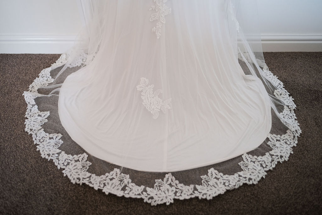 back_wedding-dress (listing)